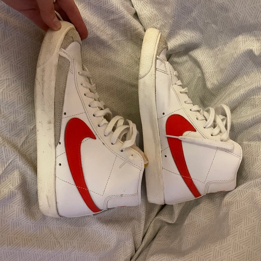 Nike Women’s Blazer Mid